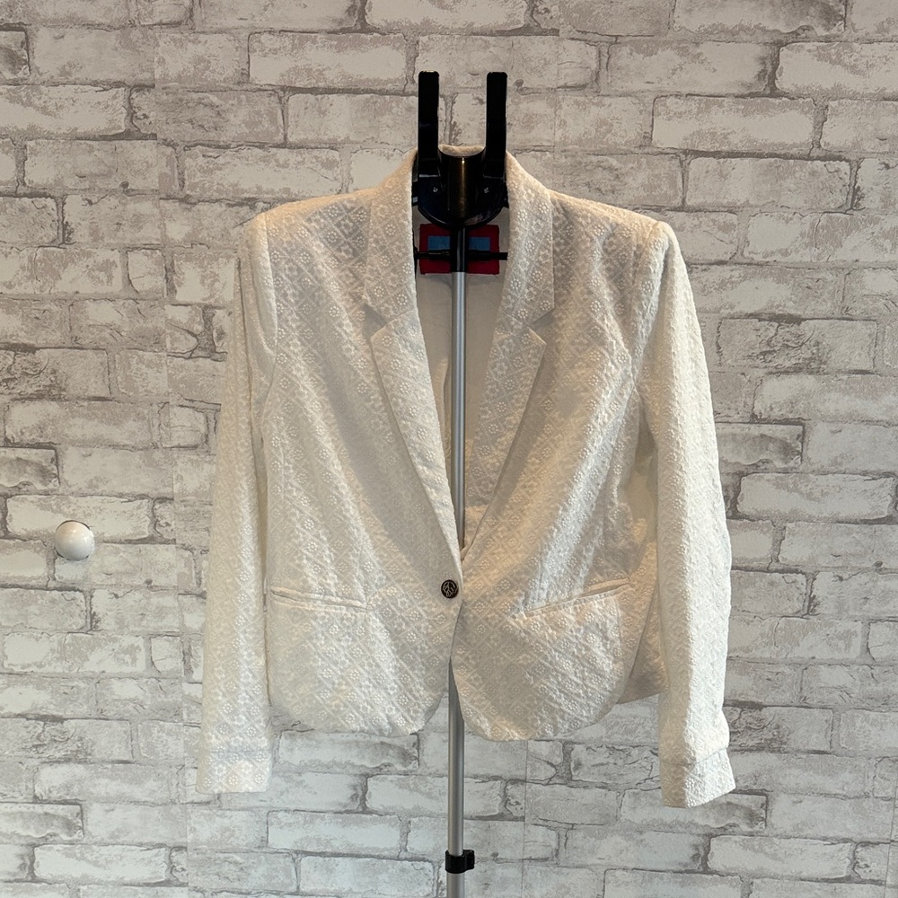Draper James White Blazer with Textured Detail